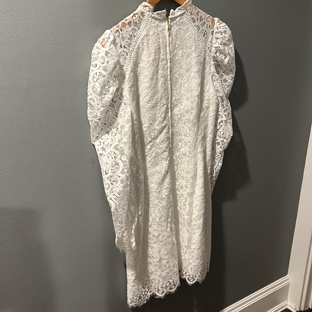 Lilly Pulitzer Averi Dress in Two Tone Carnival Lace NWT - Picture 5 of 6